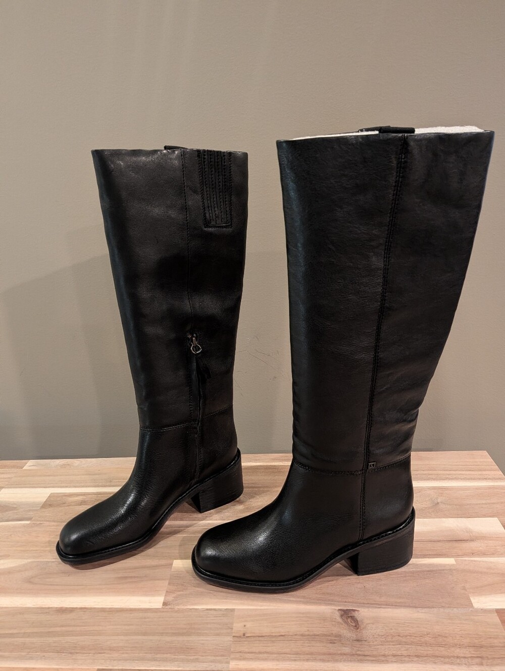 Franco Sarto Niva Leather Black Women's 9 NWOT